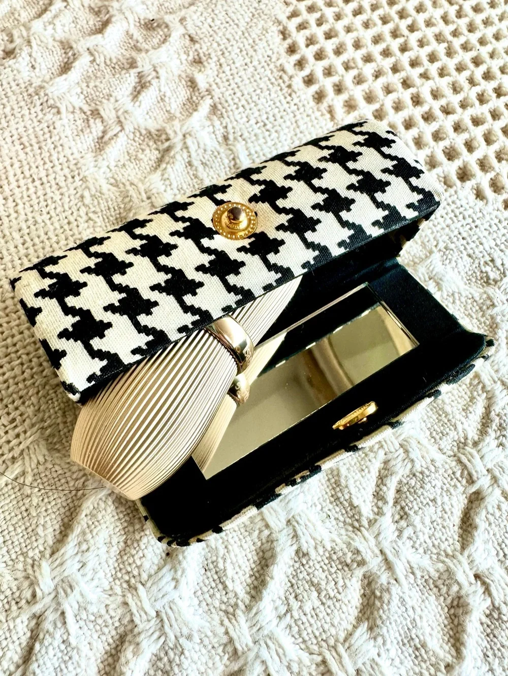 Black & White Houndstooth Accessory Set(Phone,Lipstick Case w Mirror,Keyes,Coin)